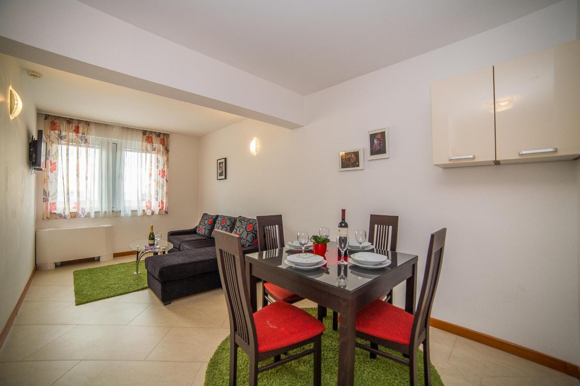 Apartments Milan Makarska Oda fotoğraf