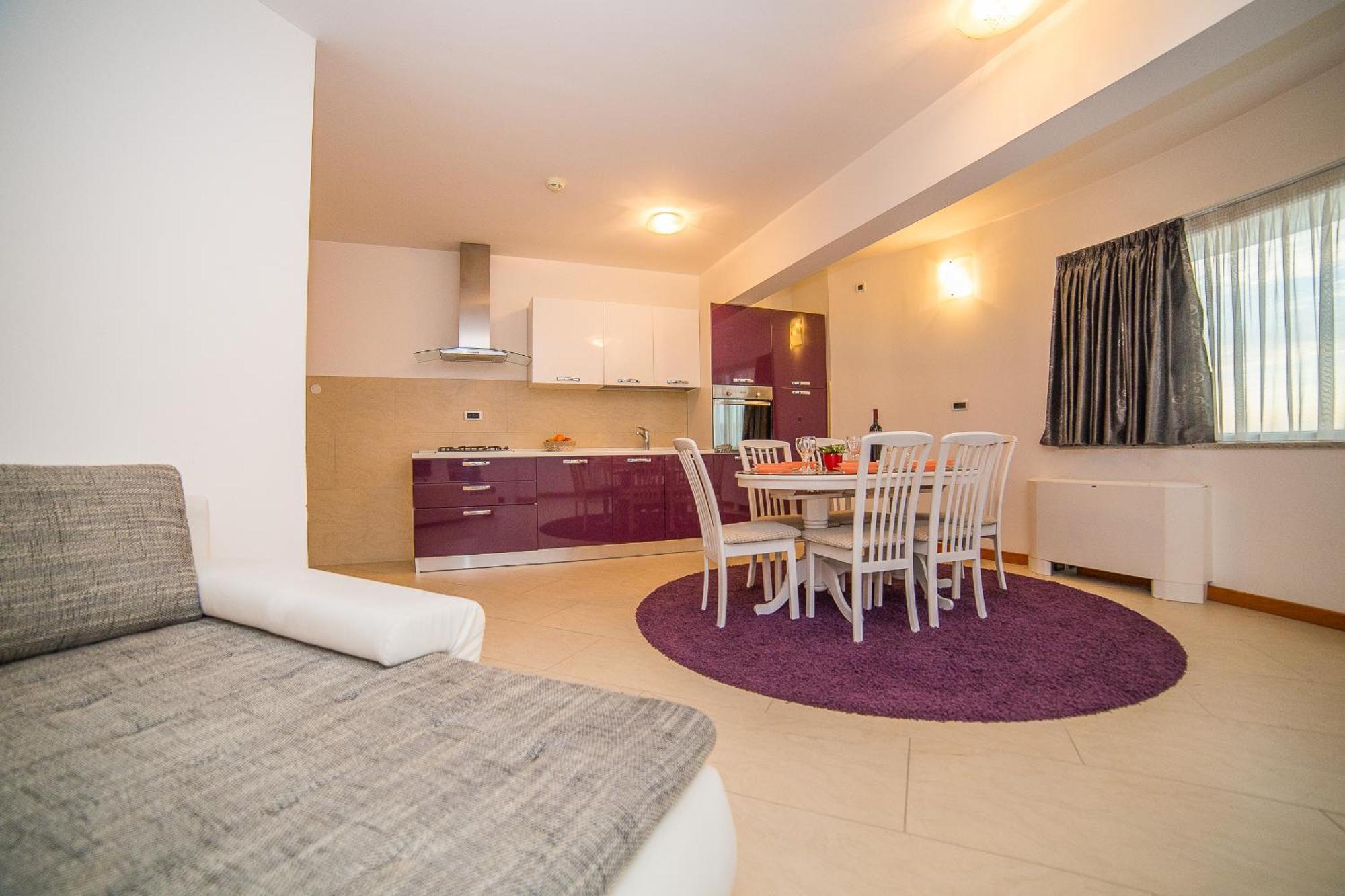Apartments Milan Makarska Oda fotoğraf