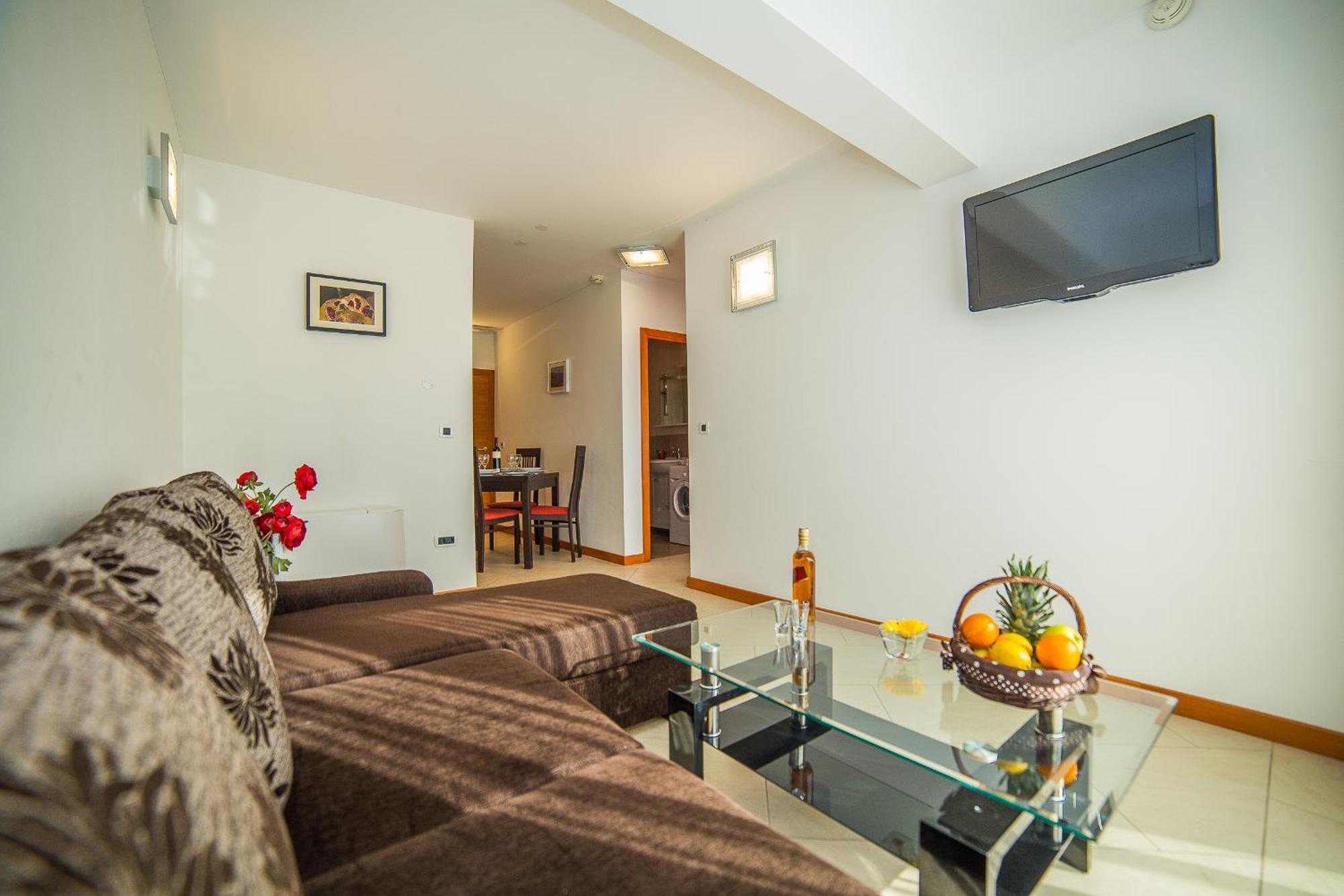 Apartments Milan Makarska Oda fotoğraf