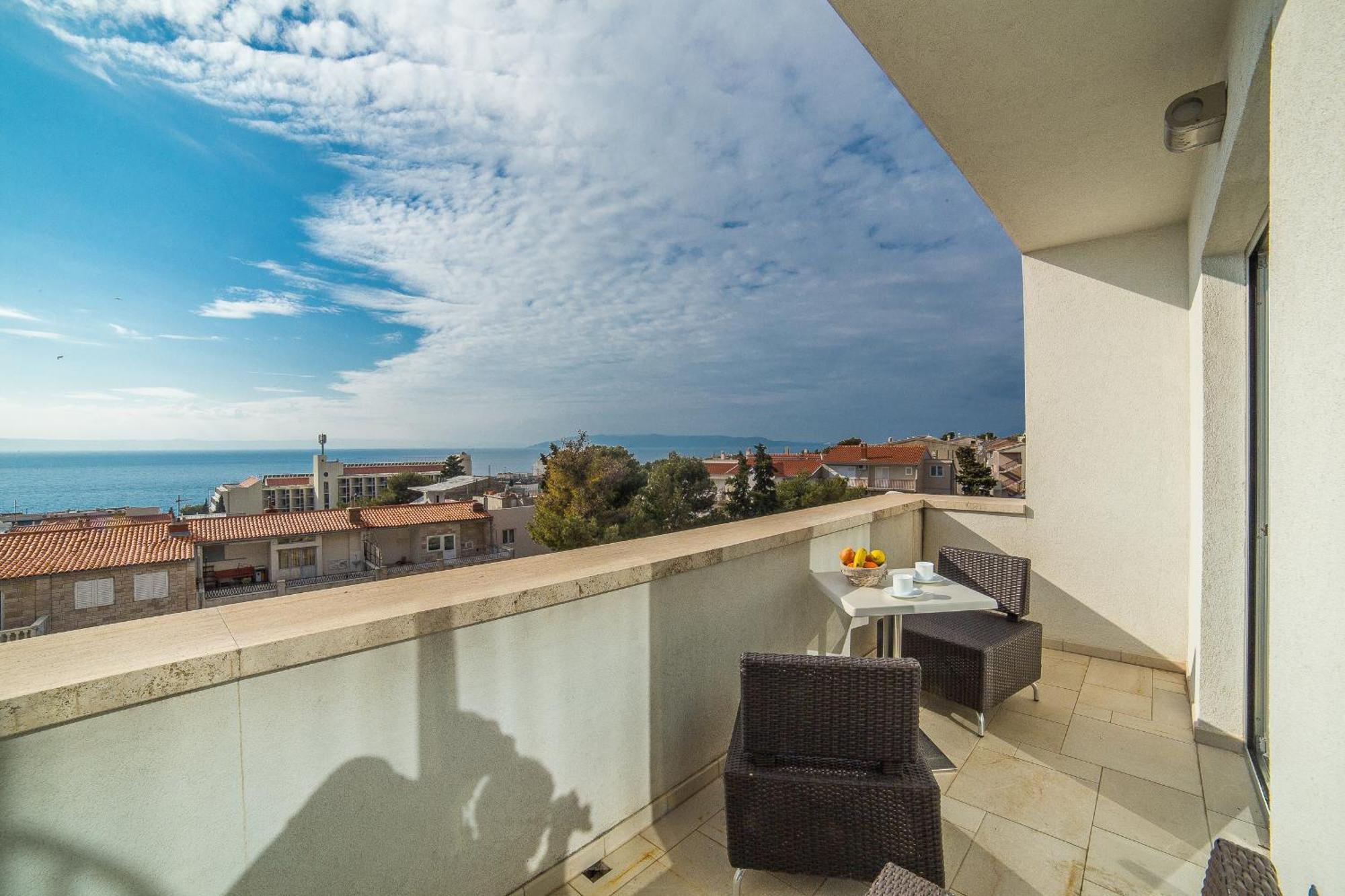 Apartments Milan Makarska Oda fotoğraf